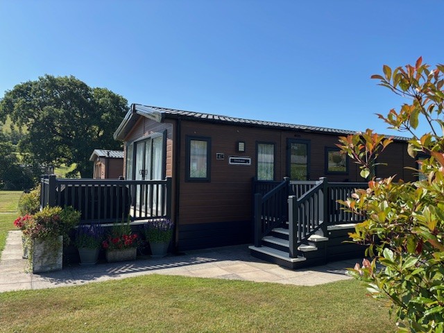 The Best Lodges in Powys – Your Exclusive Mid Wales Retreat at Oakwood Valley